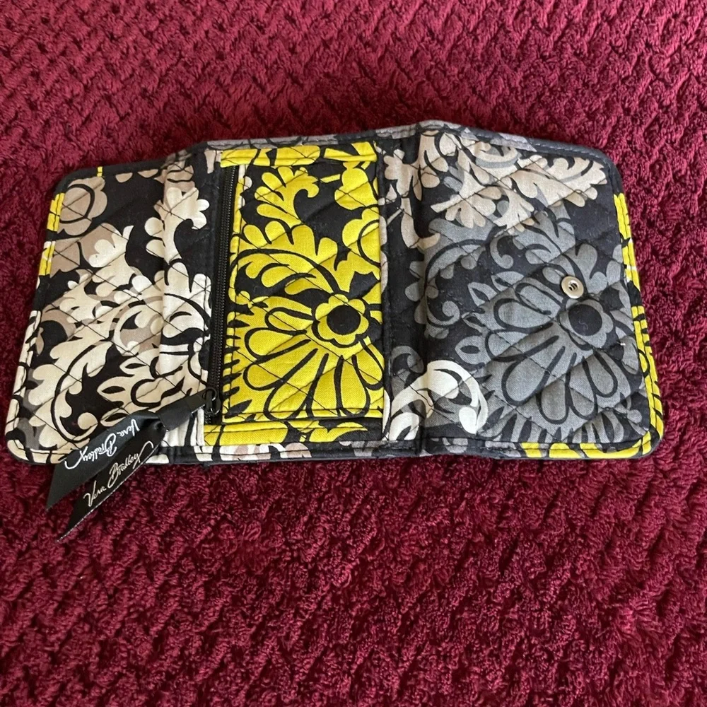 Vera Bradley Wallet - Picture 5 of 10